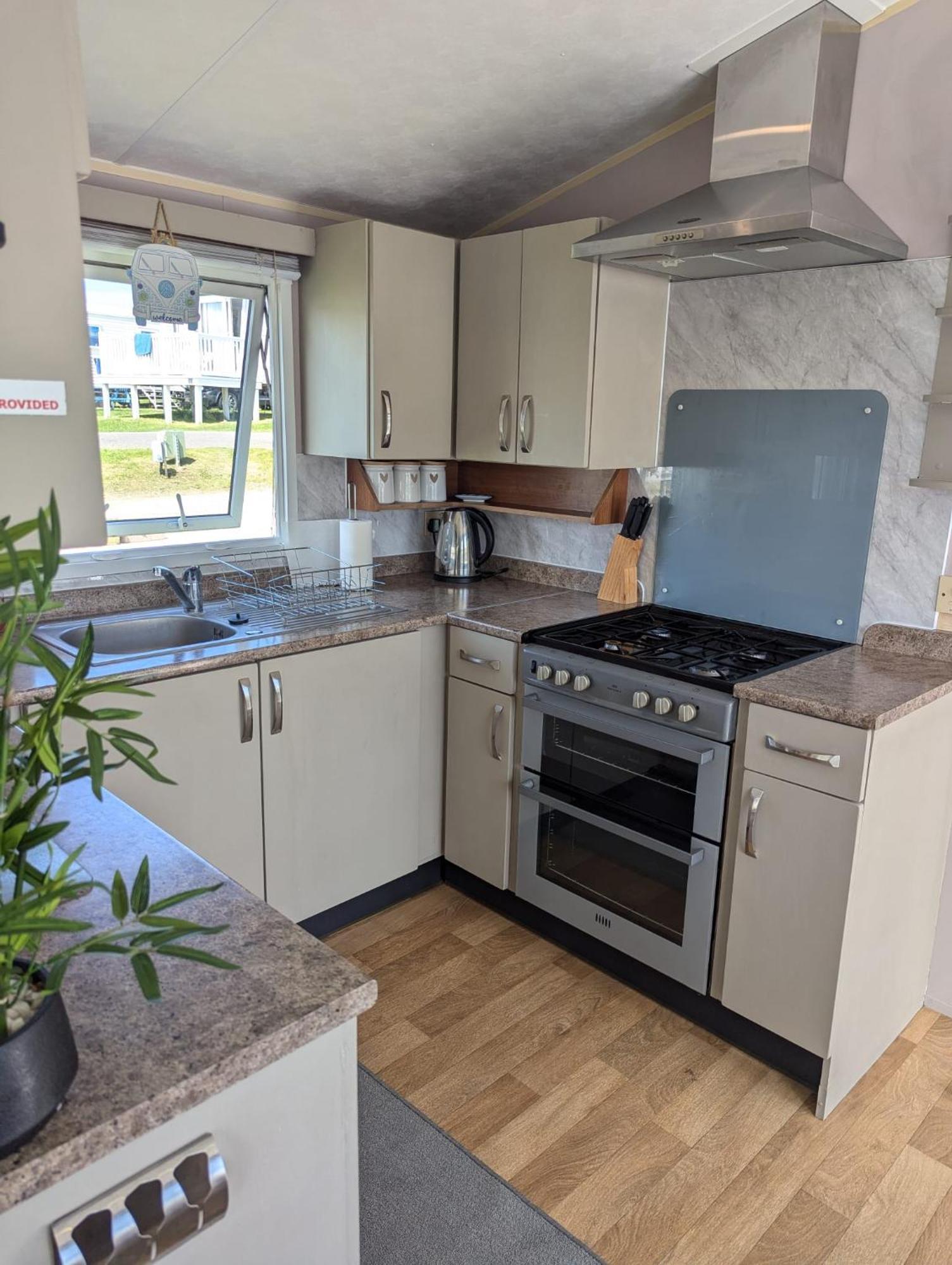 Lovely Family Dog Friendly Caravan On Littlesea Weymouth Haven * Wyke Regis